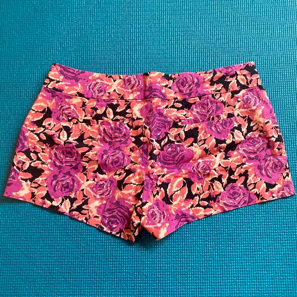 Forever 21 Twist Floral Shorts - Picture 2 of 7